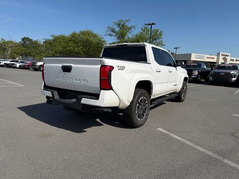 Used 2025 Toyota Tacoma TRD Sport RWD image 8