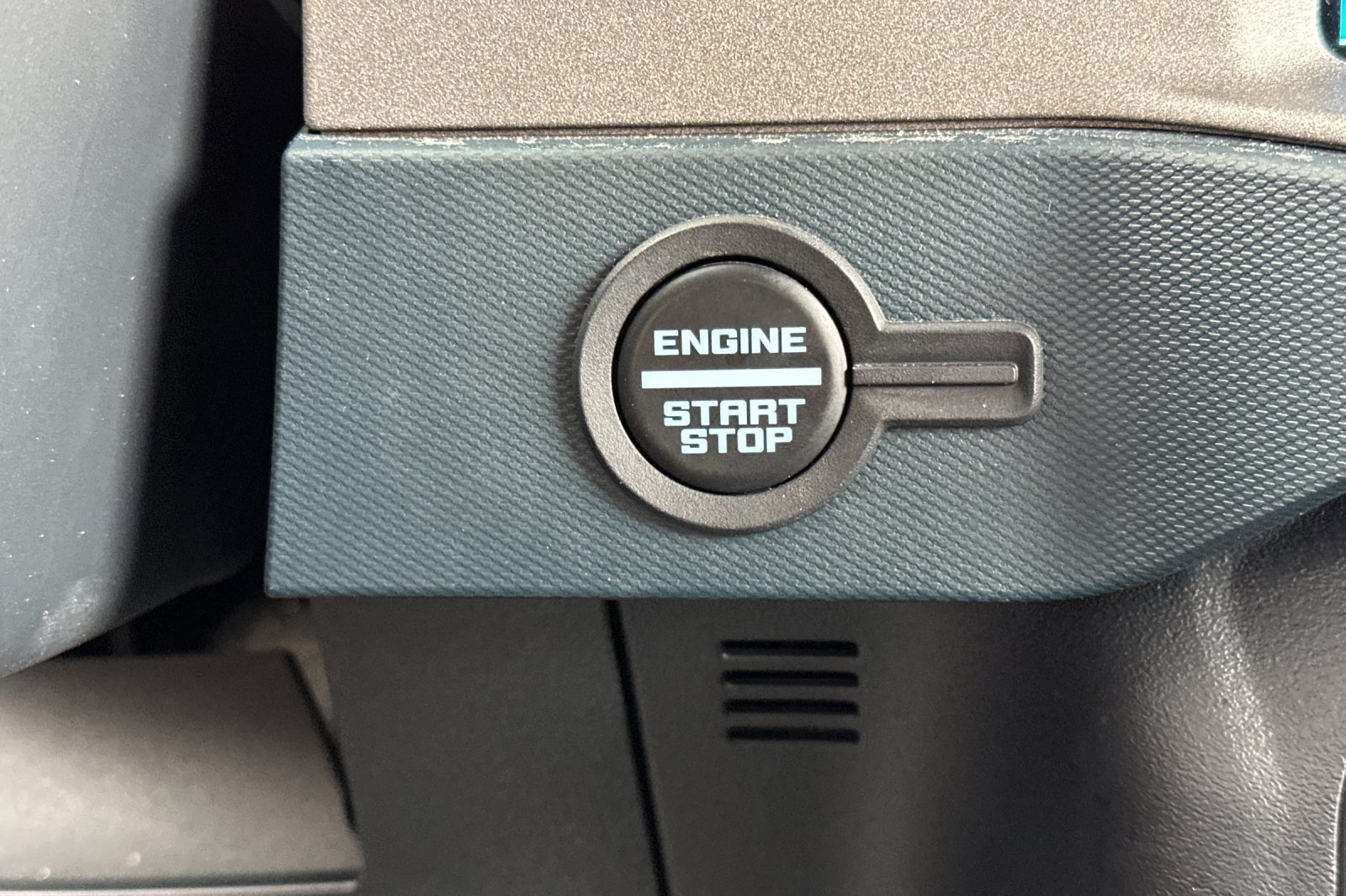 Used 2024 Ford Bronco Outer Banks AWD/4WD image 21