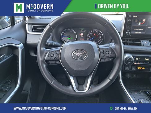 Used 2020 Toyota RAV4 XLE w/ Convenience Package AWD/4WD image 24