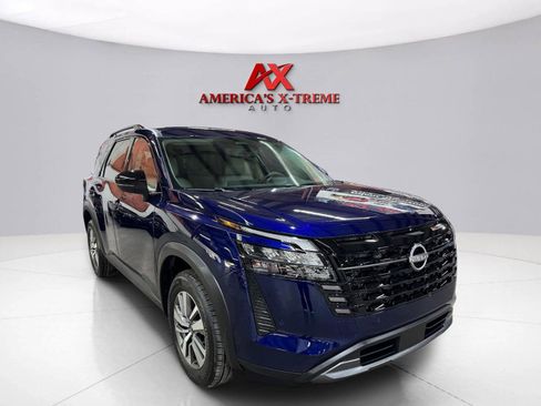Used 2026 Nissan Pathfinder SL AWD/4WD image 8
