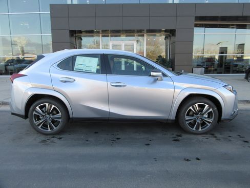 New 2025 Lexus UX 300h AWD image 11