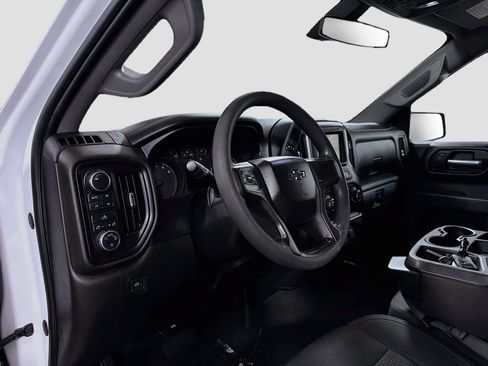 Used 2019 Chevrolet Silverado 1500 Custom Trail Boss w/ Custom Convenience Package AWD/4WD image 11