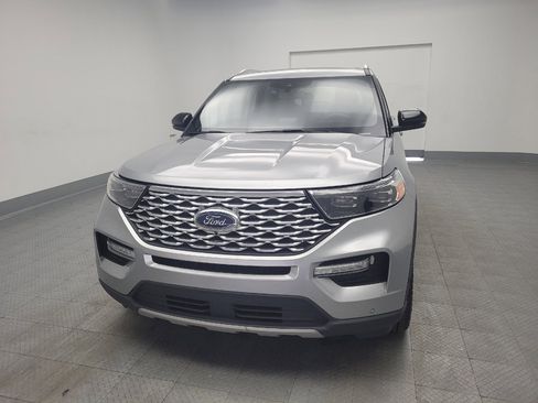 Used 2020 Ford Explorer Platinum w/ Premium Technology Package image 15