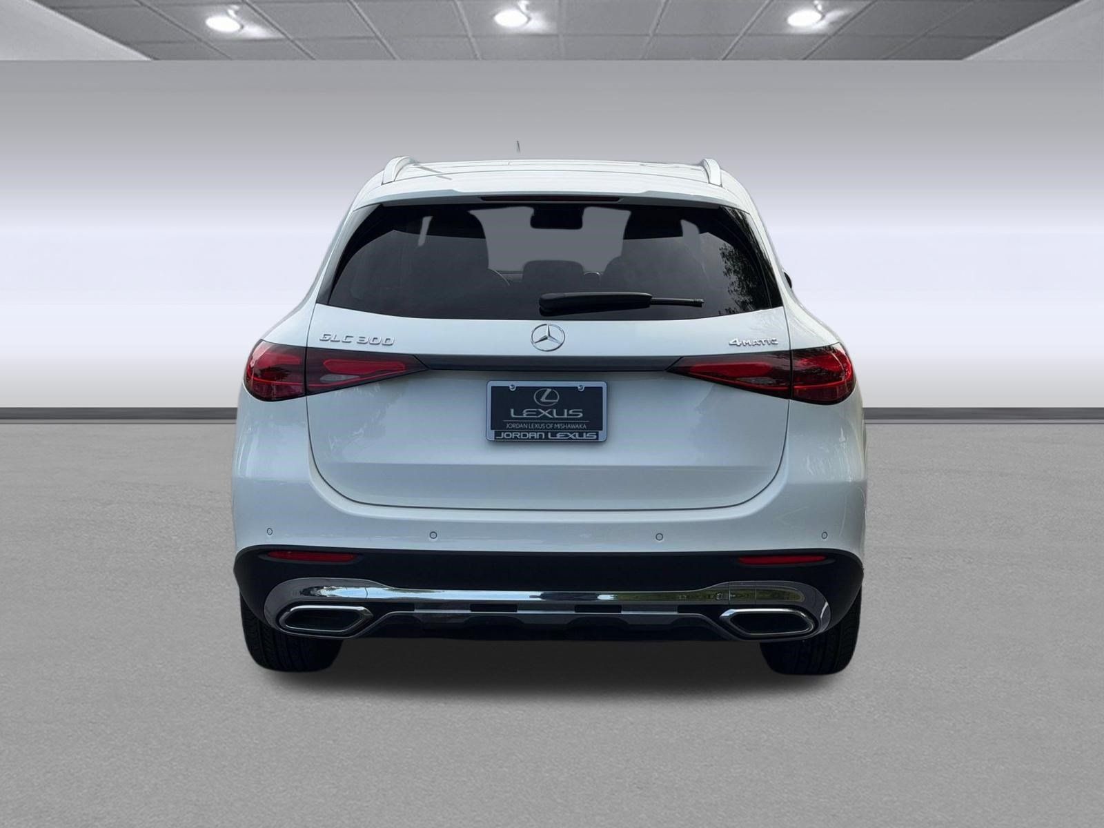Used 2024 Mercedes-Benz GLC 300 4MATIC image 10