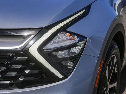 Certified 2023 Kia Sportage EX image 6