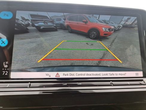 Used 2025 Volkswagen Atlas SEL image 12