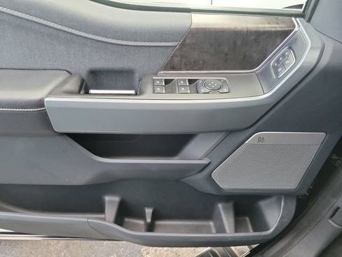 Used 2023 Ford F150 Lariat RWD image 14
