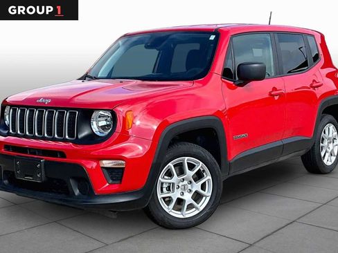 Used 2023 Jeep Renegade Latitude AWD/4WD image 1