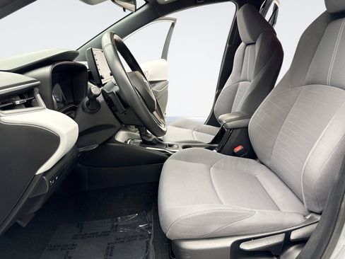 Used 2022 Toyota Corolla SE image 11