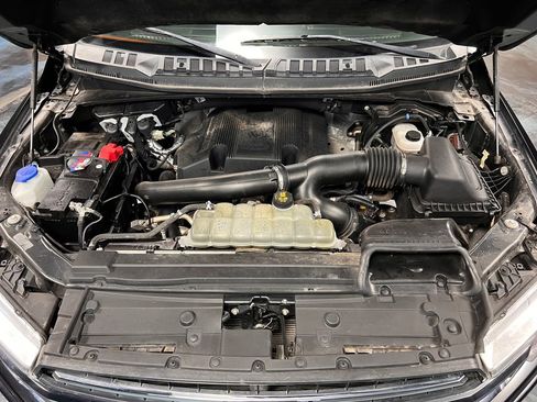 Used 2020 Ford F150 Platinum image 16