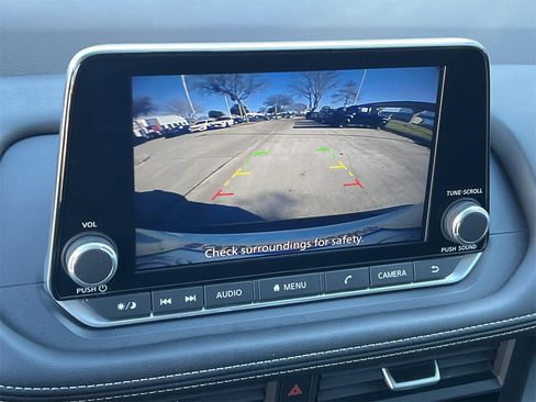 Certified 2023 Nissan Rogue S image 16