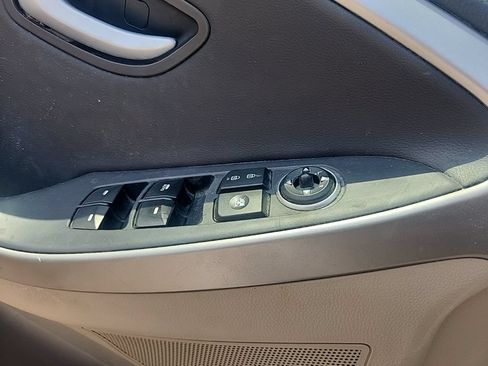 Used 2013 Hyundai Elantra GT w/ Tech Pkg FWD image 25