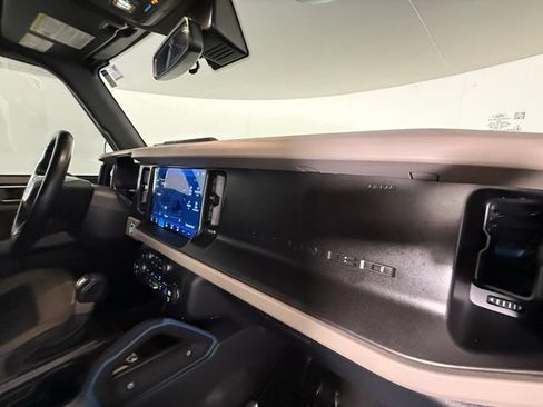 Used 2023 Ford Bronco Wildtrak AWD/4WD image 39