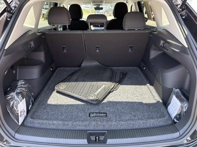 Certified 2026 Volkswagen Tiguan S FWD image 5