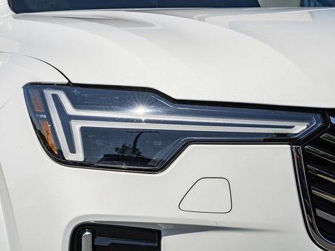 Used 2026 Volvo XC90 T8 Plus w/ Protection Package Premier image 11