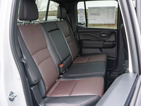 New 2026 Honda Ridgeline Black Edition image 15