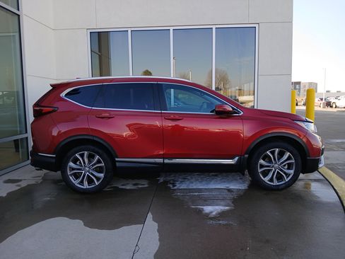Used 2022 Honda CR-V Touring image 5