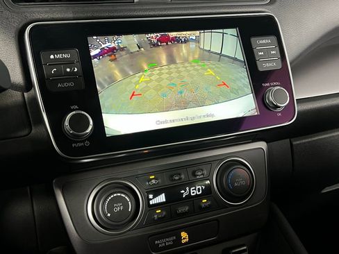 Used 2023 Nissan Leaf S image 21