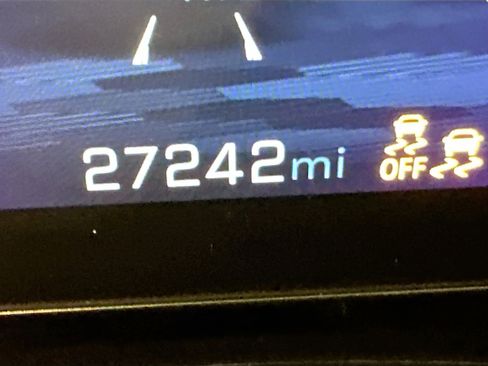 Used 2025 Chevrolet Equinox LT w/ Convenience Package II image 19