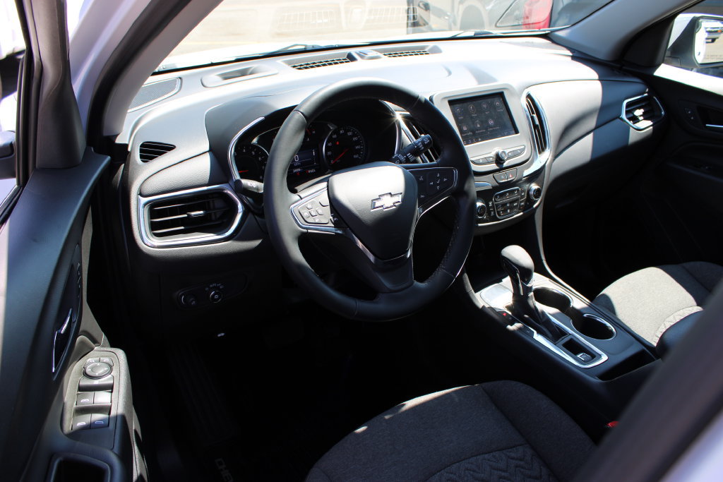Certified 2024 Chevrolet Equinox LT FWD image 11