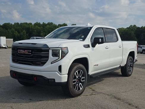 Used 2023 GMC Sierra 1500 AT4 w/ AT4 Premium Package AWD/4WD image 1