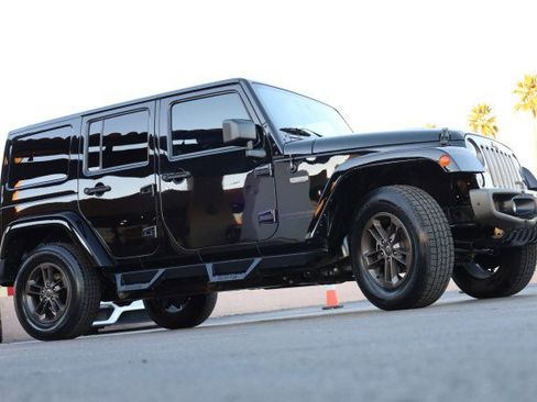 Used 2016 Jeep Wrangler Unlimited Sahara image 11