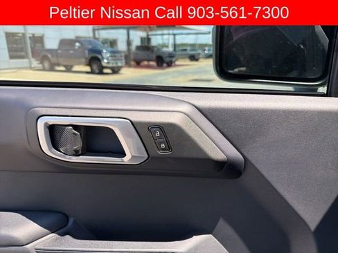Used 2025 Ford Bronco Outer Banks AWD/4WD image 11