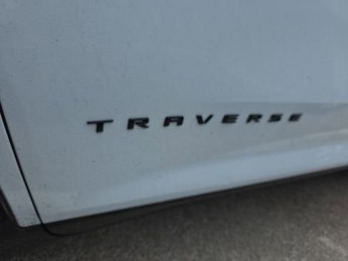 Used 2026 Chevrolet Traverse RS FWD image 12