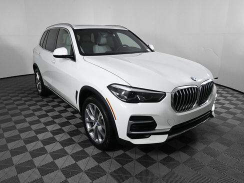 Used 2023 BMW X5 sDrive40i image 23