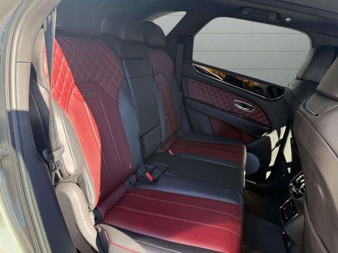 Used 2021 Bentley Bentayga Speed image 13