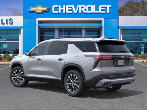New 2026 Chevrolet Traverse LT w/ Sun and Wheel Package image 37