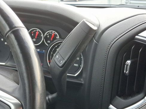 Used 2021 Chevrolet Silverado 1500 RST image 15