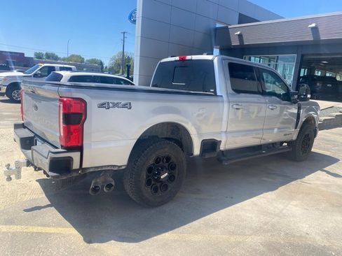 Used 2023 Ford F350 Lariat w/ Black Appearance Package AWD/4WD image 3