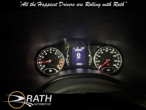 Used 2023 Jeep Renegade Latitude AWD/4WD image 17