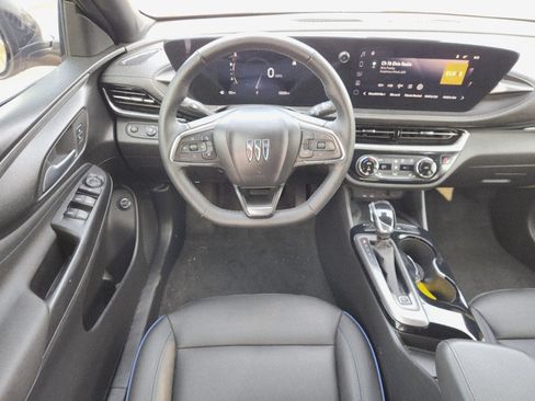 Used 2024 Buick Envista Sport Touring w/ Convenience I Package FWD image 25