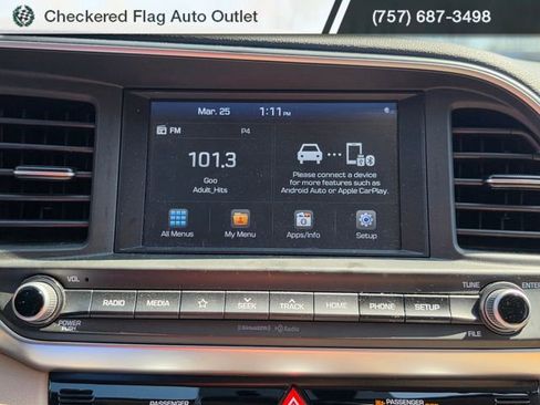 Used 2020 Hyundai Elantra Value Edition image 16