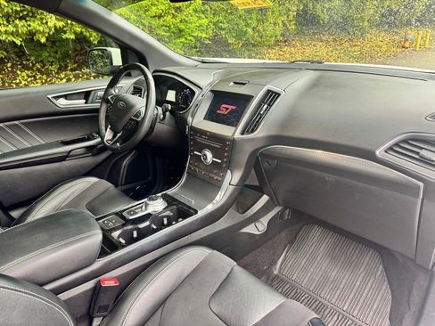 Used 2019 Ford Edge ST w/ Equipment Group 401A image 15