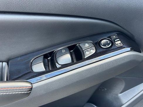 Used 2024 Nissan Altima 2.5 SR w/ SR Premium Package FWD image 13