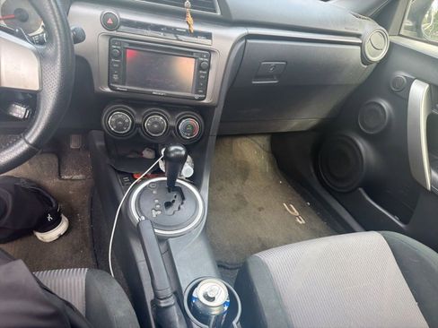 Used 2015 Scion tC FWD image 15