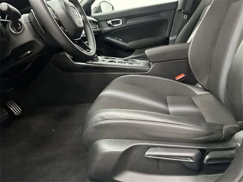 Certified 2025 Honda Civic Sport image 26