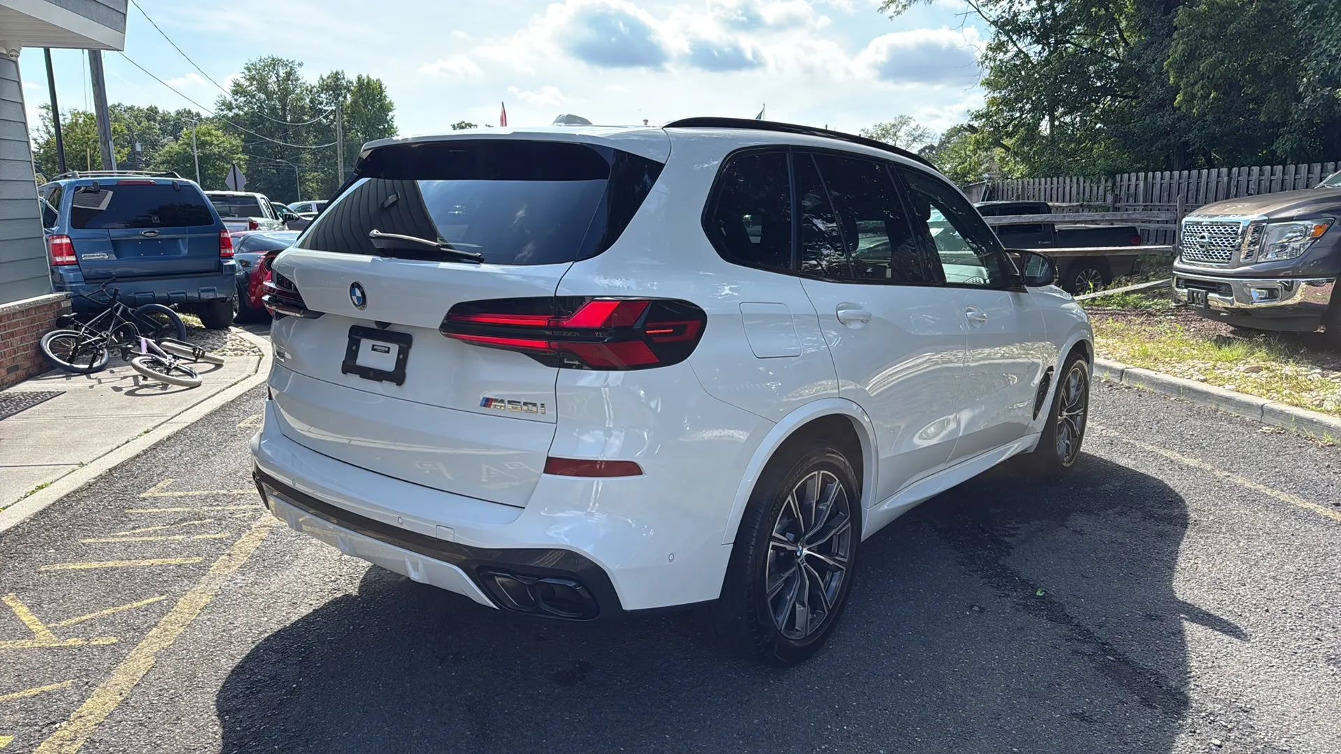 Used 2024 BMW X5 M60i w/ Climate Comfort Package AWD/4WD image 5