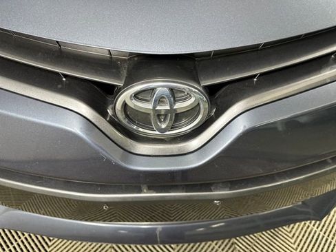 Used 2016 Toyota Corolla LE image 9