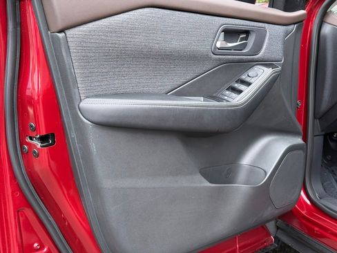 Certified 2023 Nissan Rogue SV AWD/4WD image 27