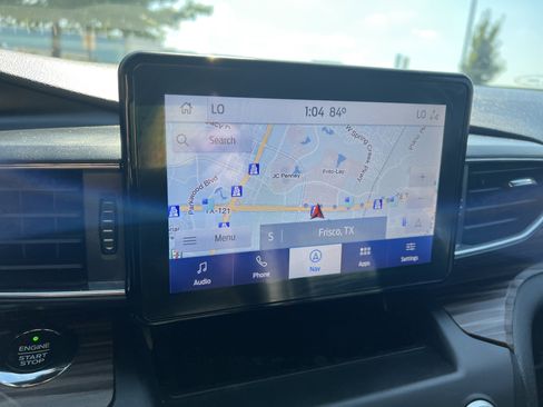 Used 2020 Ford Explorer Limited image 23