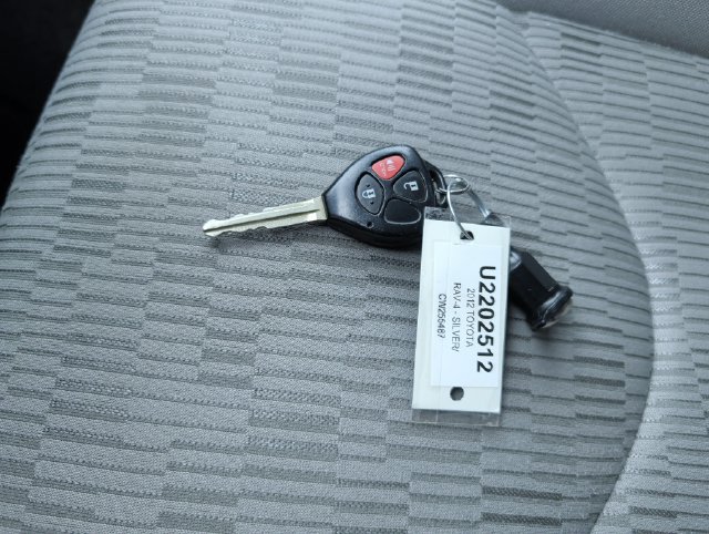 Used 2012 Toyota RAV4 4WD w/ Value Pkg image 25