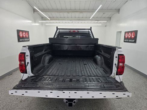 Used 2019 Chevrolet Silverado 2500 W/T w/ WT Convenience Package RWD image 6