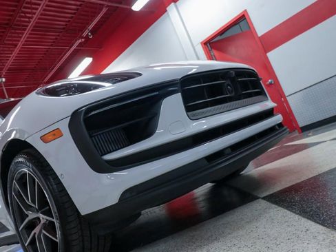 Used 2023 Porsche Macan S image 39