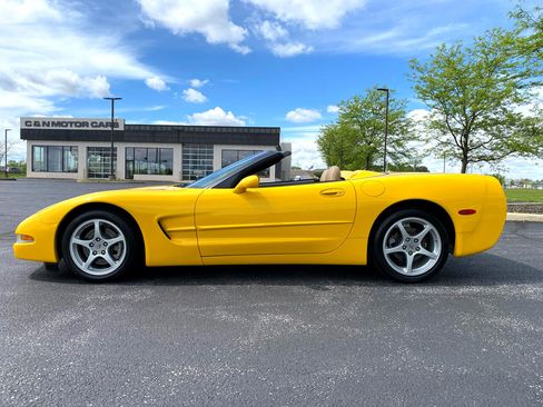 Used 2003 Chevrolet Corvette Convertible w/ Preferred Equipment Group1 image 15