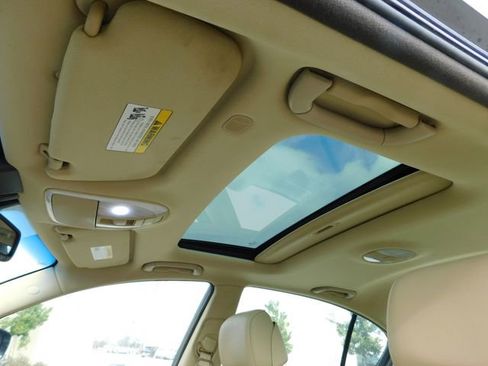 Used 2013 Hyundai Genesis 5.0 R-Spec image 16