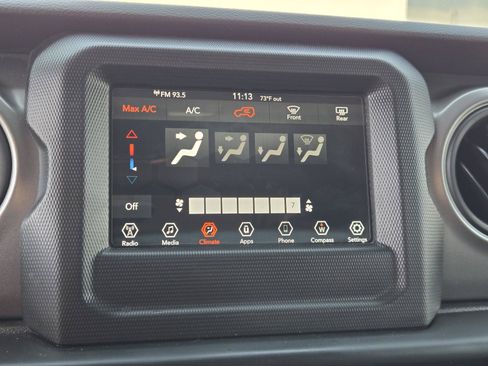 Certified 2023 Jeep Wrangler Unlimited Sport AWD/4WD image 10
